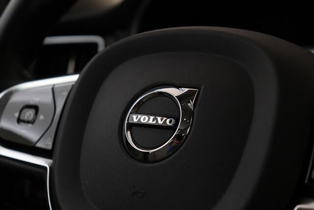 Volvo XC60 T8 TWIN ENGINE AWD INSCRIPTION -PANO.DAK|KEY-LESS|ADAP.LED|HARMAN/KARDON|GEVENT.LEDER+MASSAGE|BLIS