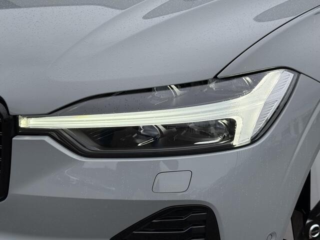 Volvo XC60 2.0 T6 Plug-in hybrid AWD Ultimate Dark | Trekhaak | Adaptive cruise control | Head-up display | Harman/Kardon audio | Dode hoek detectie BLIS | Stoelverwarming voor + achter | Stuurverwarming | Elektrische stoelverstelling |