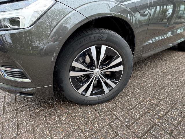 Volvo XC60 2.0 Recharge T8 AWD Business Pro Wegklapbare Trekhaak, Panoramadak, Leder, dealer onderhouden.