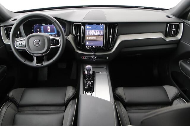 Volvo XC60 T6 Plug-in hybrid Plus Black Edition | Long Range | Panoramadak | Stoel+Stuurverwarming | 21 Inch | Camera | Stoel+Stuurverwarming