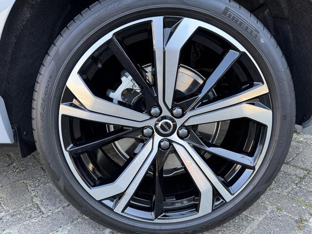 Volvo XC60 2.0 T6 Plug-in hybrid AWD Plus Dark 360 camera extra getint glas harman Kardon lighting 21 inch
