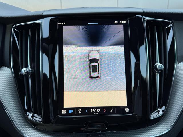 Volvo XC60 2.0 T6 Plug-in hybrid AWD Plus Dark 360 camera extra getint glas harman Kardon lighting 21 inch