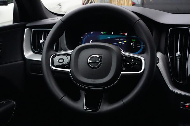 Volvo XC60 2.0 T6 Recharge AWD Plus Black Edition 350pk Panoramadak/Stoelverwarming/360Camera