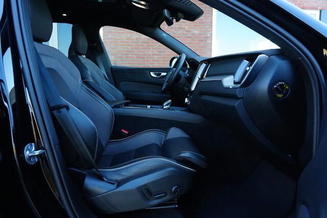 Volvo XC60 2.0 T8 Recharge AWD Plus Black Edition 455pk Panoramadak/Stoelverwarming/360Camera