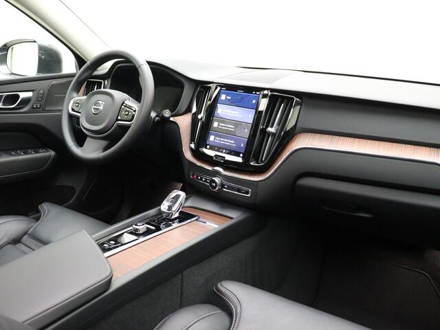 Volvo XC60 T8 AWD 455PK Plus Bright / Luchtvering / Geventileerde stoelen / Camera voor en achter / Harman en Kardon audio /