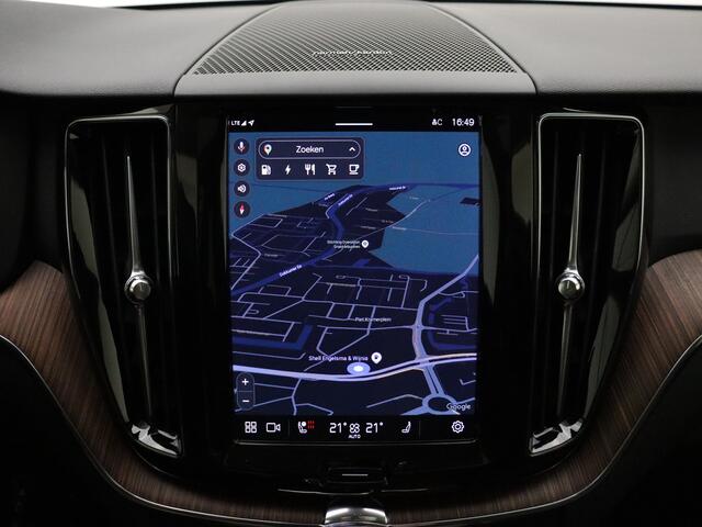 Volvo XC60 T8 AWD 455PK Plus Bright / Luchtvering / Geventileerde stoelen / Camera voor en achter / Harman en Kardon audio /