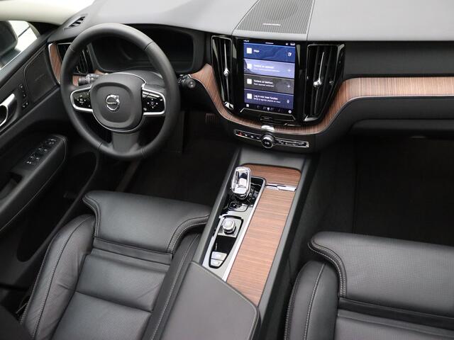 Volvo XC60 T8 AWD 455PK Plus Bright / Luchtvering / Geventileerde stoelen / Camera voor en achter / Harman en Kardon audio /