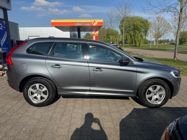 Volvo XC60 2.0 D3 FWD Polar AUTOMAAT DEALER NAVI BJ 2017 !!!