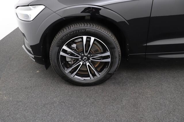 Volvo XC60 2.0 251 PK B5 Exclusive+ Schuif-/kanteldak Trekhaak Head-up Display