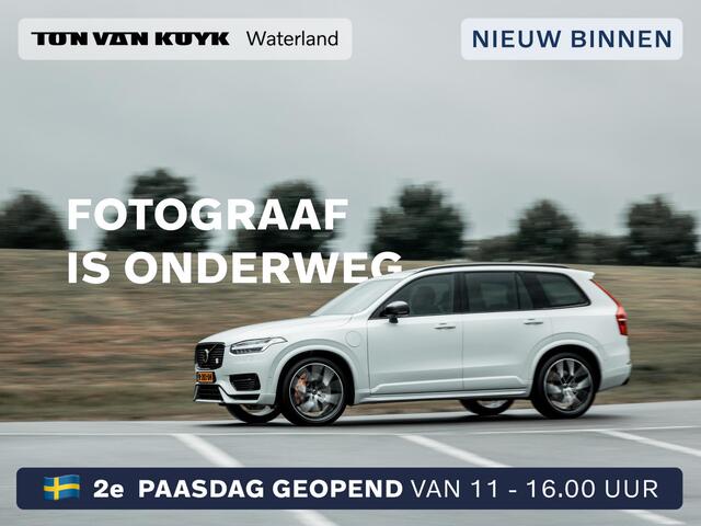 Volvo XC60 2.0 T6 Plug-in hybrid AWD Plus Dark Automaat / Panoramadak / Trekhaak / 21" velgen / 360* camera / Harman Kardon Audio