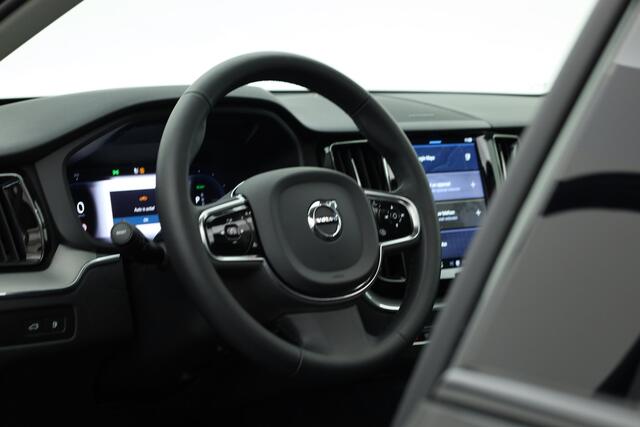 Volvo XC60 2.0 T8 Plug-in hybrid AWD Plus Dark | Pano | Memory seats | 360cam | H&K | Leder | Pilot Assist