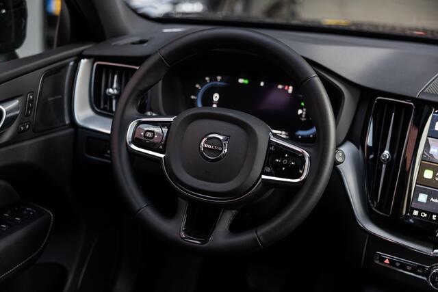 Volvo XC60 XC 60 T8 AWD Plus Black Ed. Plug-In (EURO 6d)