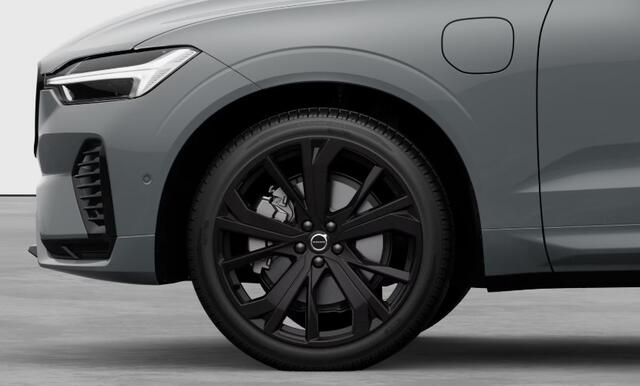 Volvo XC60 2.0 T6 Plug-in hybrid AWD Plus Black Edition | NIEUW MODEL | Premium Pakket | Extra Getint Glas | 21" Wielen |