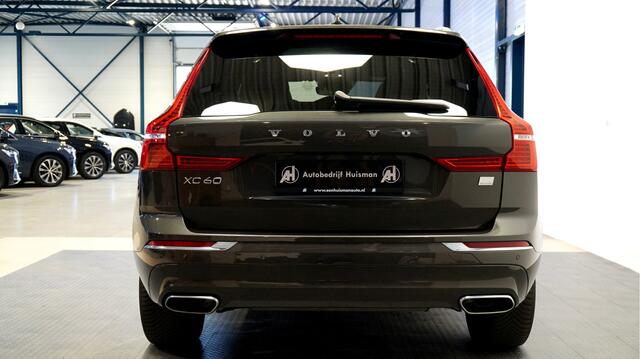 Volvo XC60 2.0 Recharge T6 AWD 250kW/340pk Aut8 Inscription PANORAMADAK + HARMAN/KARDON + KEYLESS ENTRY&GO + PILOT ASSIST + CARPLAY + LANE ASSIST + 360 CAMERA + PD-GLASS + EL.TREKHAAK + BLIS + DRIVE MODES + CAMERA + PARKSENSOREN + 19" LM-VELGEN!!