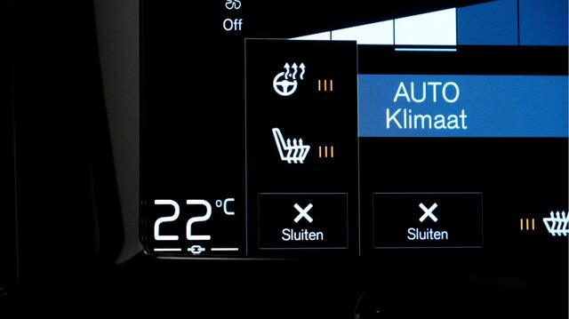 Volvo XC60 2.0 Recharge T6 AWD 250kW/340pk Aut8 Inscription PANORAMADAK + HARMAN/KARDON + KEYLESS ENTRY&GO + PILOT ASSIST + CARPLAY + LANE ASSIST + 360 CAMERA + PD-GLASS + EL.TREKHAAK + BLIS + DRIVE MODES + CAMERA + PARKSENSOREN + 19" LM-VELGEN!!