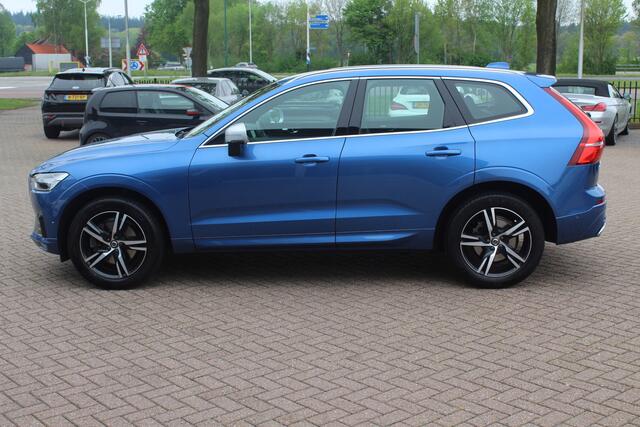Volvo XC60 2.0 T4 R-Design / 360Camera / Leder&Alcantara / 20'' / Navigatie / Dodehoek / DAB / Cruise Control