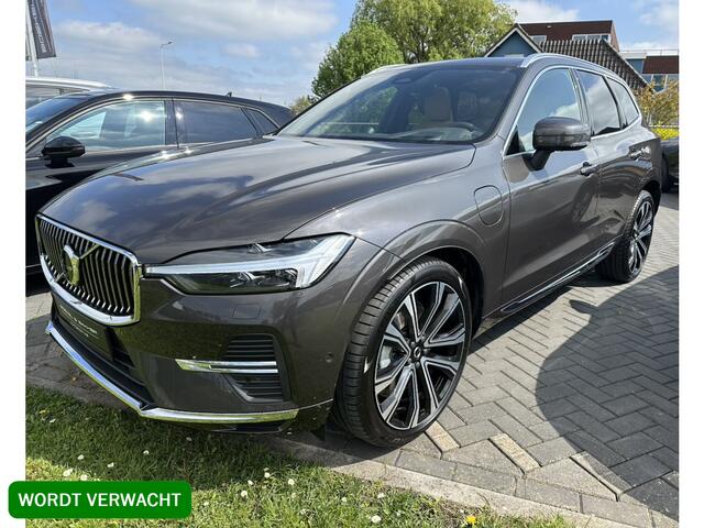 Volvo XC60 2.0 T6 Plug-in hybrid AWD Ultra Bright - Massage - B&W - HUD NP 85K