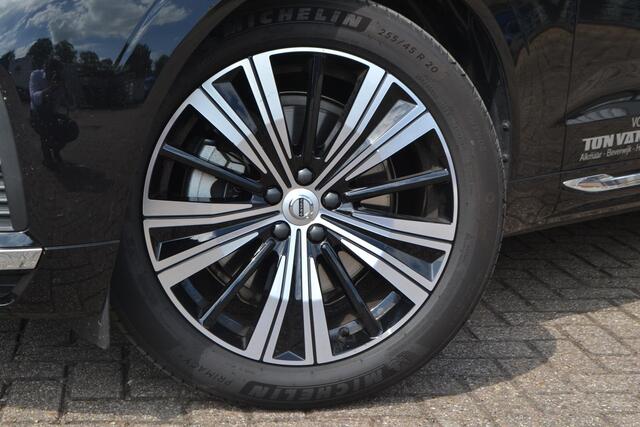 Volvo XC60 2.0 T6 Plug-in hybrid AWD Inscription Exclusive Volvo XC60 2.0 Recharge T6 AWD Inscription Exclusive luchtvering schuifdak 19 inch harman kardon head up display google-service standkachel trekhaak
