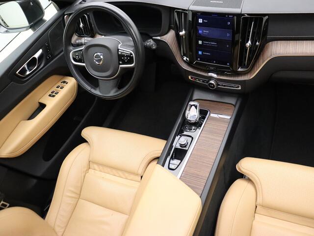 Volvo XC60 T6 350pk AWD Inscription / Luchtvering / Masssage / Ventilatie / Harman&Kardon / Full-LED / Trekhaak / El. Stoelen / El. Trekhaak / Adapt. Cruise / BLIS / Panoramadak