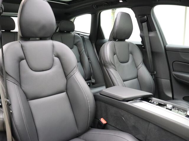 Volvo XC60 T6 350pk AWD Plus Black Edition / Ventilatie / 360 Camera / El. Trekhaak / Alarm klasse 3 / 21'' / Adapt. Cruise / BLIS / El. Stoelen / Stoel + Stuurw. Verwarming /