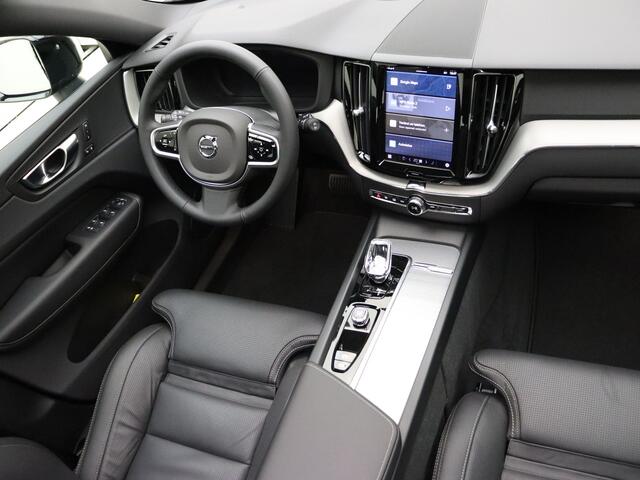 Volvo XC60 T6 350pk AWD Plus Black Edition / Ventilatie / 360 Camera / El. Trekhaak / Alarm klasse 3 / 21'' / Adapt. Cruise / BLIS / El. Stoelen / Stoel + Stuurw. Verwarming /