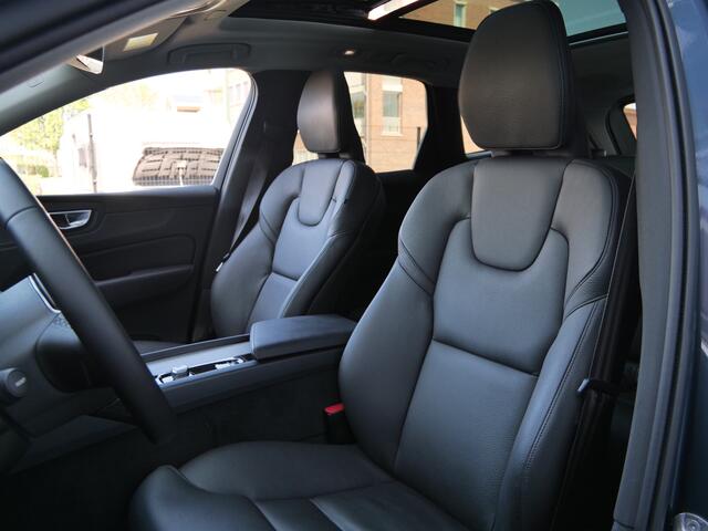 Volvo XC60 2.0 T6 Plug-in hybrid AWD Plus Bright Harman Kardon / Schuifdak / Memory-stoelen / Apple Carplay