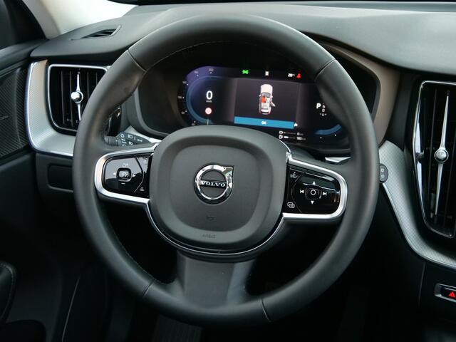Volvo XC60 2.0 T6 Plug-in hybrid AWD Plus Bright Harman Kardon / Schuifdak / Memory-stoelen / Apple Carplay
