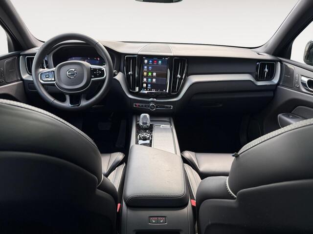 Volvo XC60 2.0 T8 Plug-in hybrid AWD Plus Black Edition | Extra getint glas | Harman/Kardon Audio | Stoelverwarming | 360 graden camera |