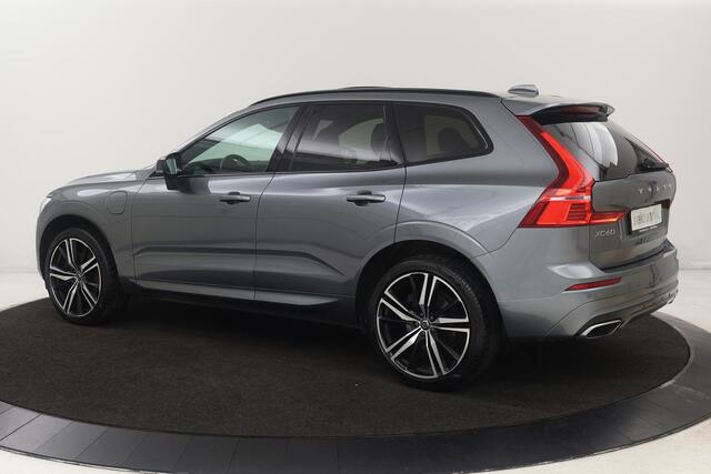 Volvo XC60 2.0 Recharge T8 AWD R Design | Panoramadak | Head-Up | Trekhaak | Harman/Kardon | Camera | Adaptive cruise | Stoelverwarming | Memory | Navigatie