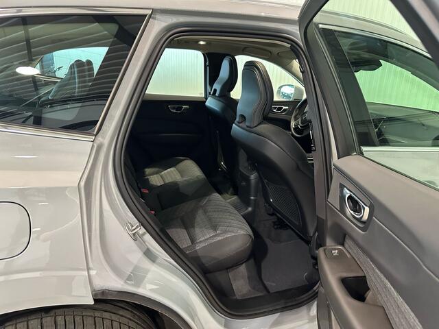 Volvo XC60 T6 Aut. Essential Bright Parkeercamera Cruise Control 405pk