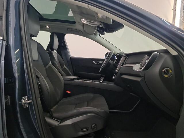 Volvo XC60 2.0 T8 Twin Engine AWD Momentum Pro PANODAK | PHEV | NAVI