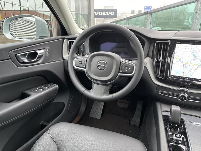 Volvo XC60 2.0 T6 Plug-in hybrid AWD Essential Edition Bright Hybrid, Automaat, Driver assist, Leder, 19 inch, Stoelverwarming, Stuurverwarming, Park assist voor- en achter, All-season banden