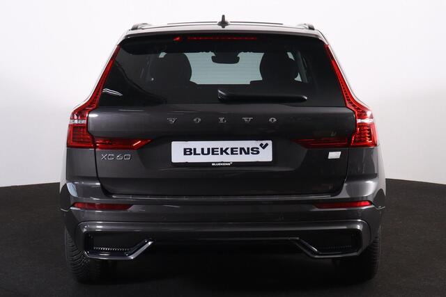 Volvo XC60 T6 Recharge AWD Plus Dark - LONG RANGE - Panorama/schuifdak - IntelliSafe Assist & Surround - 360º Camera - Harman/Kardon audio - Adaptieve LED koplampen - Verwarmde voorstoelen, stuur & achterbank - Parkeersensoren voor & achter - Elektr. bedienb. voorst