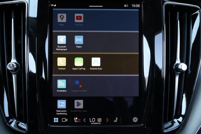 Volvo XC60 T6 Recharge AWD Plus Dark - LONG RANGE - Panorama/schuifdak - IntelliSafe Assist & Surround - 360º Camera - Harman/Kardon audio - Adaptieve LED koplampen - Verwarmde voorstoelen, stuur & achterbank - Parkeersensoren voor & achter - Elektr. bedienb. voorst