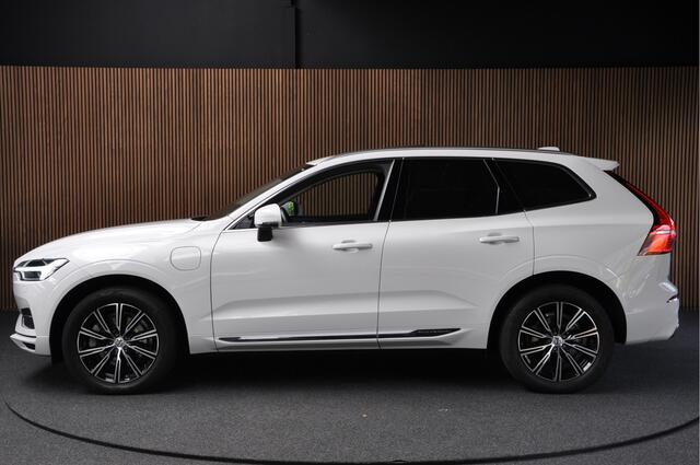 Volvo XC60 2.0 T8 Twin Engine AWD Panodak Leer Navi Harman K. Camera Elektr. trekhaak Ambiance Elektr. achterklep PDC Stuurverwarming Stoelverwarming voor & achter LM velgen BTW auto