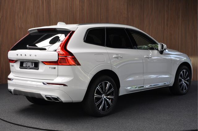 Volvo XC60 2.0 T8 Twin Engine AWD Panodak Leer Navi Harman K. Camera Elektr. trekhaak Ambiance Elektr. achterklep PDC Stuurverwarming Stoelverwarming voor & achter LM velgen BTW auto