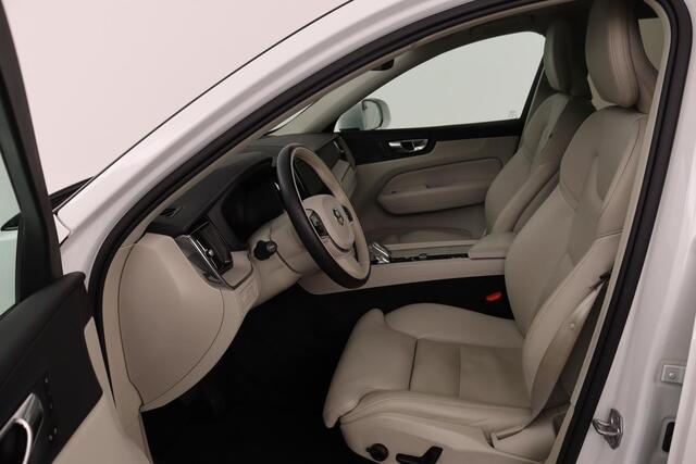 Volvo XC60 2.0 T6 Recharge AWD Inscription | Panoramadak | Trekhaak | Stoel & stuurverwarming | Leder | Carplay | Memory | Keyless | Full LED