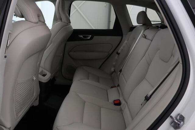 Volvo XC60 2.0 T6 Recharge AWD Inscription | Panoramadak | Trekhaak | Stoel & stuurverwarming | Leder | Carplay | Memory | Keyless | Full LED