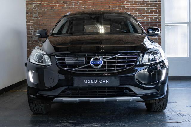 Volvo XC60 T5 Automaat AWD Nordic+ | Achteruitrijcamera | High Performance Audio | Adaptieve Koplampen | Parkeersensoren | Verwarmbare Voorruit | Dodehoekdetectie | Navigatiesysteem | Elektrisch Glazen Panorama-Dak | Adaptieve Cruise Control | Verwarmbare Voorstoele