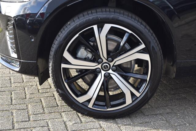 Volvo XC60 B4 Automaat Plus Dark | Keyless | Harman Kardon | Elec Stoelen | Stoel Stuurwielverwarming | 360 Camera