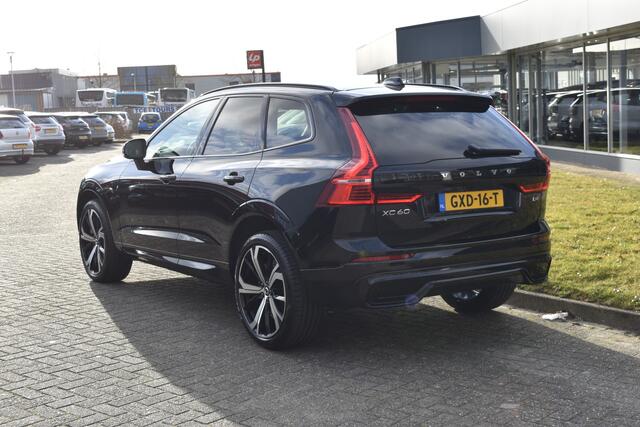 Volvo XC60 B4 Automaat Plus Dark | Keyless | Harman Kardon | Elec Stoelen | Stoel Stuurwielverwarming | 360 Camera