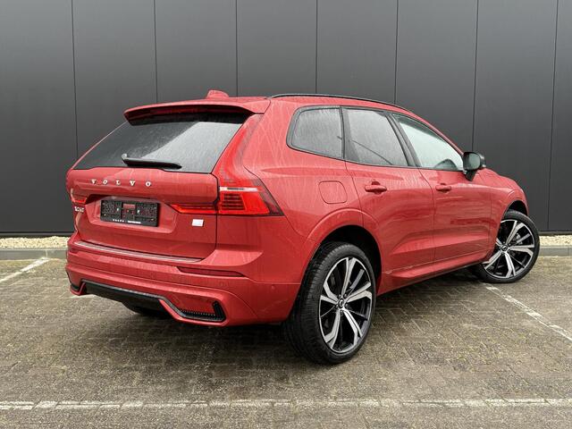 Volvo XC60 2.0 T8 AWD Ultimate Dark head up display Harman kardon luchtvering 21 inch 360 camera trekhaak
