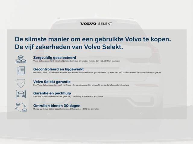 Volvo XC60 2.0 T6 Plug-in hybrid AWD Ultimate Dark | Head-up display | Harman/Kardon | Panoramisch schuif-/kantel dak | Adaptive cruise control | BLIS | Stoel/Stuurverwarming