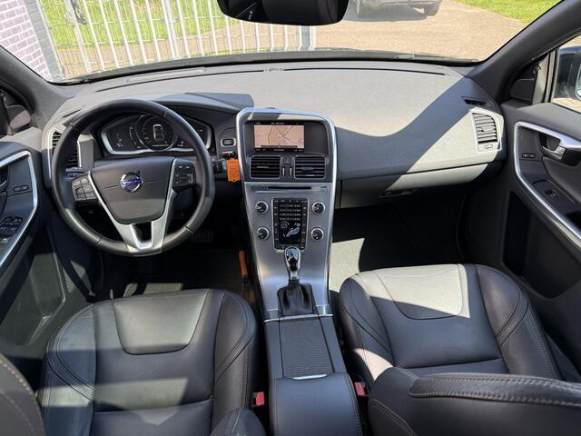 Volvo XC60 T6 AWD POLAR+ | Adaptieve cruise control | Panorama dak | Standkachel | Parkeer camera | Trekhaak |