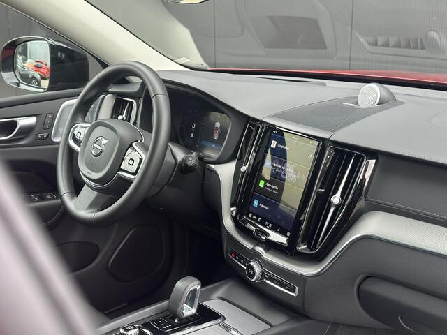 Volvo XC60 2.0 T6 Plug-in hybrid AWD Ultimate Dark schuifdak 360 camera Bowers & Wilkins luchtvering 20 inch trekhaak