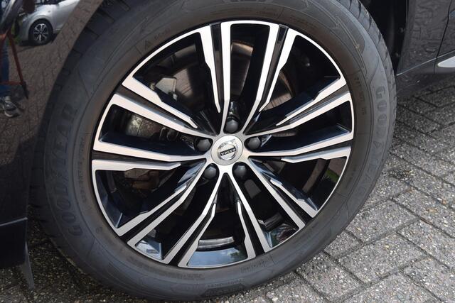 Volvo XC60 2.0 T6 Plug-in hybrid AWD Inscription Leder/ Electri stoelverst/ Memory/Harman Kardon/Pano, Adaptieve cruise, stoel / stuurverwarming, etc