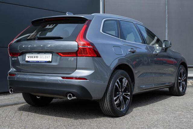 Volvo XC60 B5 Momentum Pro | Elektrisch bedienbare voorstoel | Rear Parking Camera | Led Headlights Bending | Leder Sport | Trekhaak semi elek. inklapbaar | Parking Heater With Timer | 19 "Velgen |