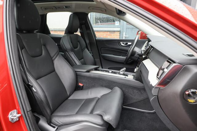 Volvo XC60 2.0 B4 Inscription ? Pano ? Leder ? Luchtvering