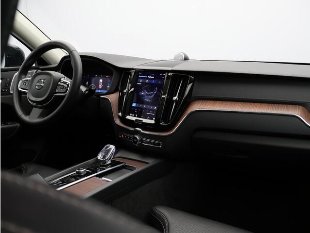 Volvo XC60 2.0 T6 Plug-in hybrid AWD Ultimate Bright / Trekhaak / Luchtvering / Bowers & Wilkins / Head-up Display / 360 Camera / Stoelventilatie + Massage / Panoramadak / Elektrische Stoelen /