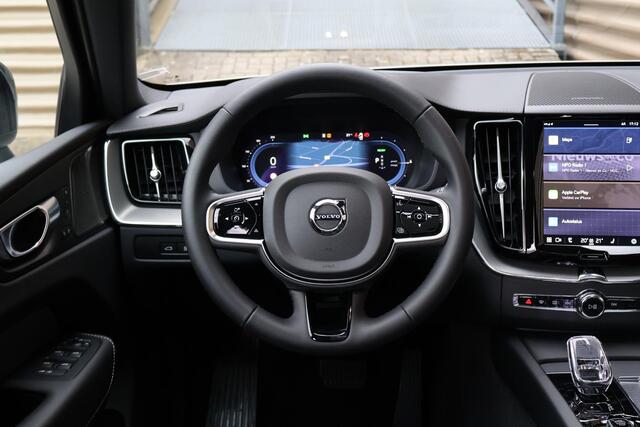 Volvo XC60 T8 Plug-in hybrid AWD Ultra Dark | 360 Camera | Gelaagd glas | Panoramadak